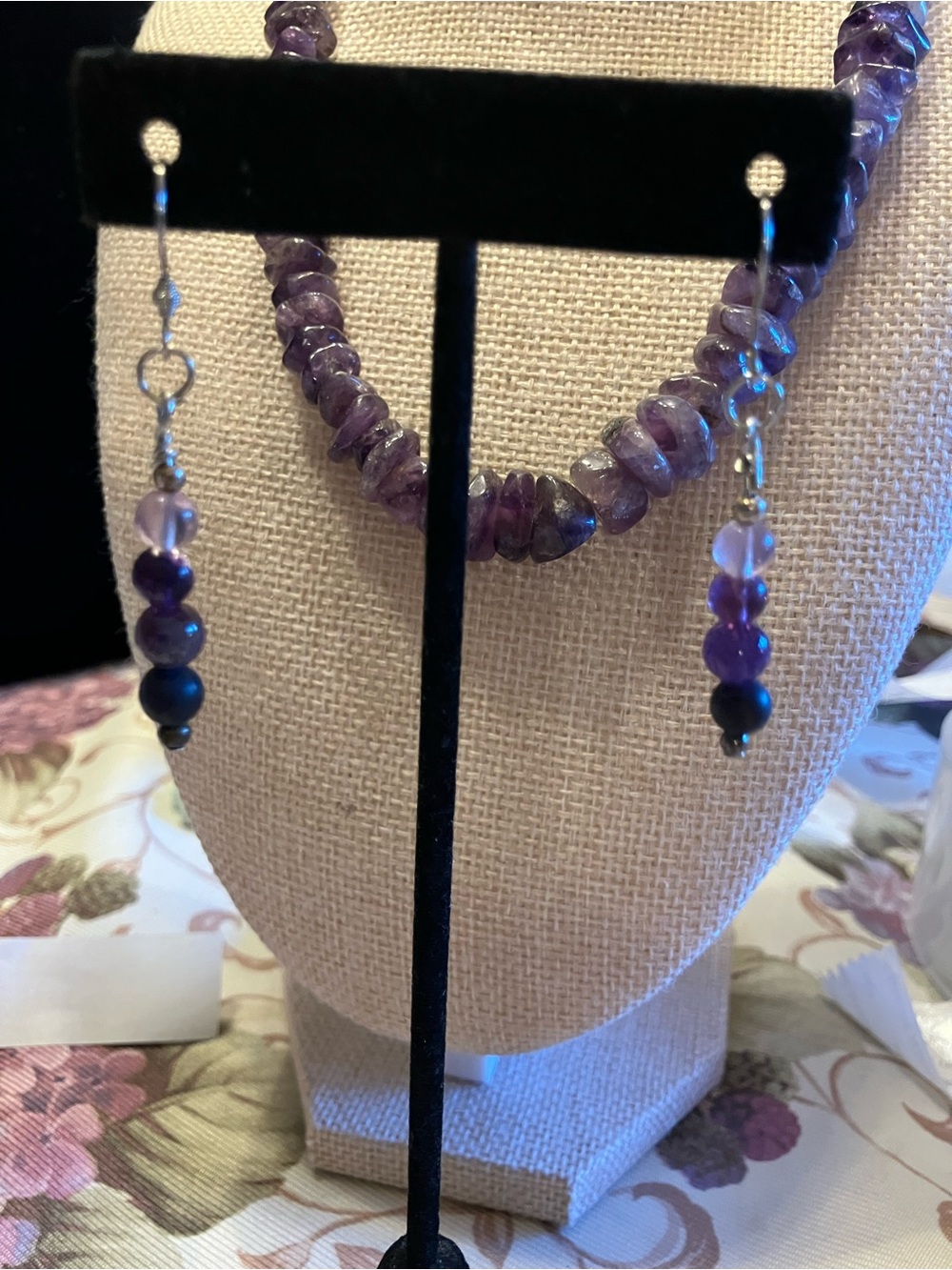 Amethyst Choker Necklace with Matching Earrings - Picture 8 of 12
